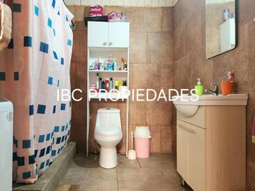 CASA A LA VENTA CON LOCAL COMERCIAL EN SAN FELIPE