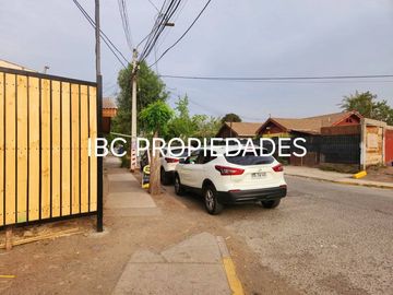 CASA A LA VENTA CON LOCAL COMERCIAL EN SAN FELIPE