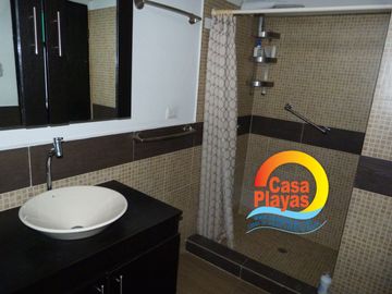 Casa en Playas de Venta en La Via a Data Posorja Km 1.5, Terreno 1.000 m.