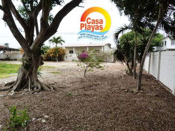 Casa en Playas de Venta en La Via a Data Posorja Km 1.5, Terreno 1.000 m.
