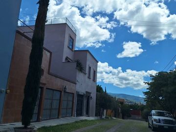 Casa en venta zona residencial 8 minutos caminando al centro de San Miguel de Allende