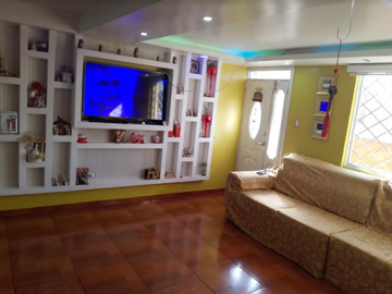 CASA EN CAPAPUNGO, SIERRA HERMOSA