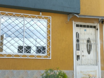 CASA EN CAPAPUNGO, SIERRA HERMOSA