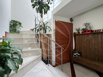 Casa Con Vista Arbolada En Real Esmeralda Un Oasis De Elegancia Y Comodidad