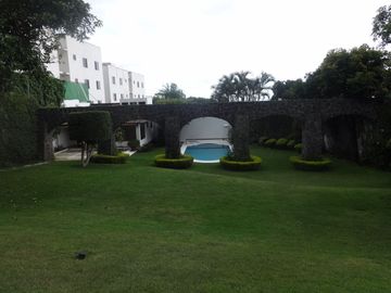 VENDO RESIDENCIA FRACC. COL. VISTA HERMOSA, CUERNAVACA