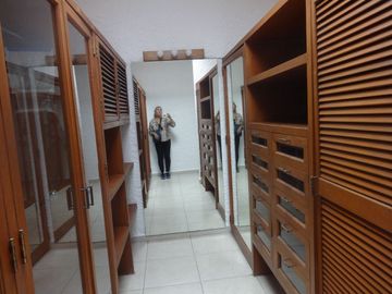 VENDO RESIDENCIA FRACC. COL. VISTA HERMOSA, CUERNAVACA