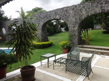 VENDO RESIDENCIA FRACC. COL. VISTA HERMOSA, CUERNAVACA