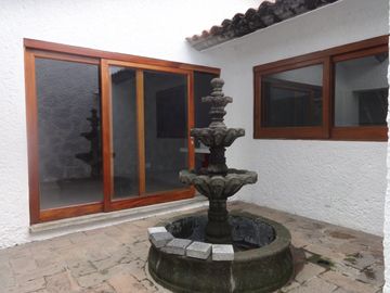 VENDO RESIDENCIA FRACC. COL. VISTA HERMOSA, CUERNAVACA