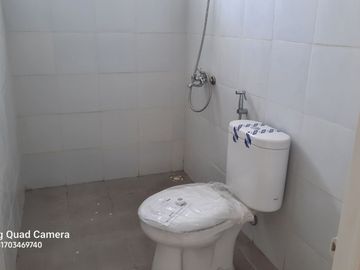 Rumah Dekat MERR Pasar Atom Tambaksari di Regency One Pogot PPN Ditanggung Pemerintah