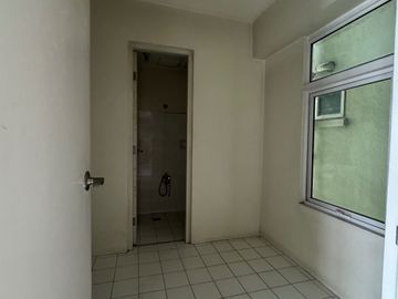 For Sale: 3BR Unit at Two Serendra - The Belize Tower D, BGC, P38.53M