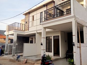 rumah 2lantai minimalis di jalan gadog pasar cisalak depok