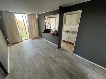 Departamento Remodelado y en Excelente Estado, Renca.