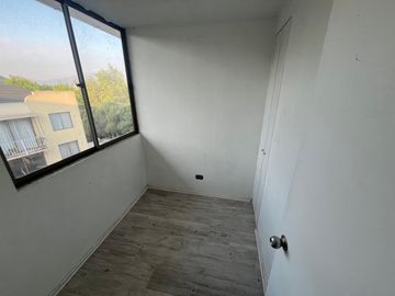 Departamento Remodelado y en Excelente Estado, Renca.
