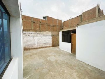 ¡Oportunidad Única! Casa Rústica En Venta En Ventanilla:Tu Proyecto Tu Estilo