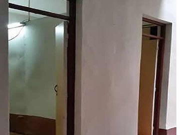 Local Comercial en Venta Puerta A La Calle En Esquina, En Zona Comercial Y Residencial