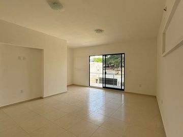 Hermosa Casa en Venta zona Burgos