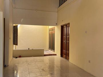 Rumah Griya Babatan Mukti Wiyung Surabaya Barat dkt UNESA Pakuwon Mall