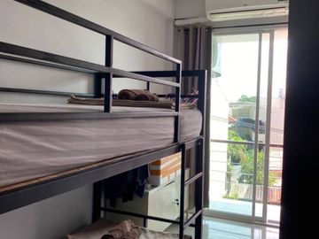 For sale: Hostel Khu Mueang, inner side, with tenants.