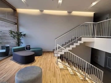 Alquilo excelente oficina de 20m2 en Magdalena