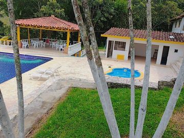 Vendo finca de descanso en Fredonia Antioquia