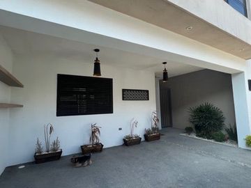 Casa en Venta en Cumbres Solé