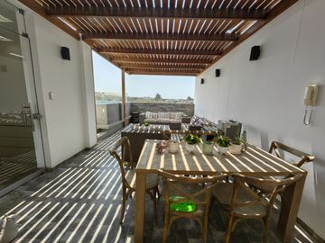 Vendo Casa Arquitectonica, Urb Los Huarangos