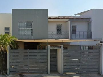 Bonita y acogedora casa en Puerto Vallarta. ¡No dejes pasar la oportunidad!