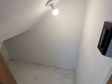 MODERNA VIVIENDA CON AMPLIA AREA VERDE DE VENTA, Sector Ricaurte L101