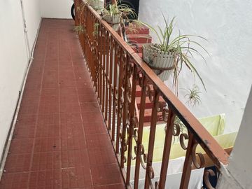 PROPIEDAD EN VENTA - SECTOR BELLAVISTA BAJA EN QUITO