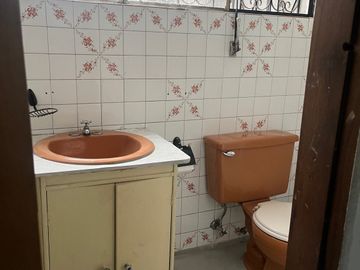 PROPIEDAD EN VENTA - SECTOR BELLAVISTA BAJA EN QUITO