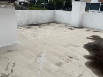 PROPIEDAD EN VENTA - SECTOR BELLAVISTA BAJA EN QUITO
