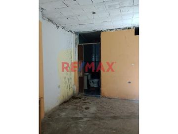 Gran Oportunidad Se Vende Casa 3 Pisos En Puente Piedra