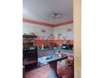 Gran Oportunidad Se Vende Casa 3 Pisos En Puente Piedra