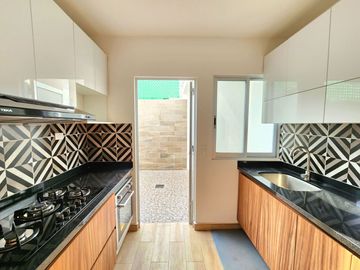Casa en Venta. Paseo de Los Alcatraces 700, Zakia. El Marqués, Querétaro