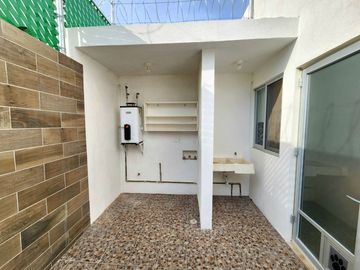 Casa en Venta. Paseo de Los Alcatraces 700, Zakia. El Marqués, Querétaro