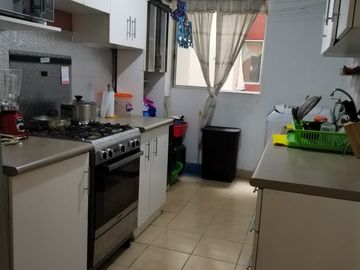 Vendo Lindo Dpto con estacionamiento en Condominios Alcázar Rímac (cerca al Palacio de gobierno)
