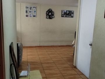 Vendo Lindo Dpto con estacionamiento en Condominios Alcázar Rímac (cerca al Palacio de gobierno)