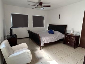Casa en Venta en Cumbres Elite