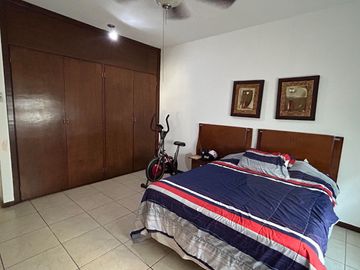Casa en Venta en Cumbres Elite