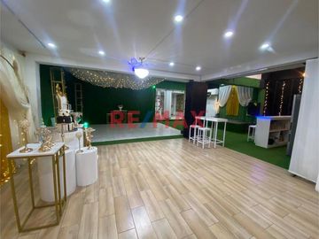 Gran Oportunidad Venta De Casa 245 Mt2 En Vmt Cerca A Municipalidad