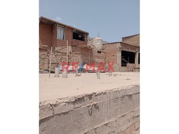 Gran Oportunidad Venta De Casa 245 Mt2 En Vmt Cerca A Municipalidad