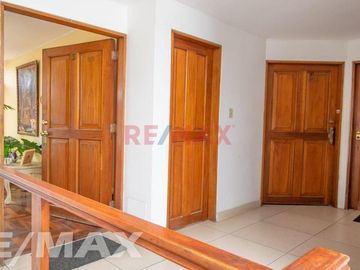 Venta De Departamento Duplex En La Molina Vieja