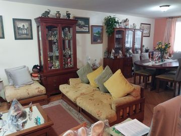 CASA EN VENTA SANTA LUCÍA ALTA 5 DORMITORIOS