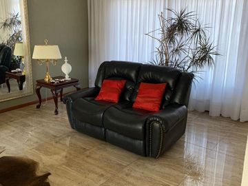 CASA EN VENTA, COLONIA JARDIN, SAN LUIS POTOSI, A UNOS PASOS DE PLAZA TANGAMANGA