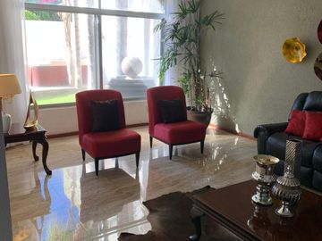 CASA EN VENTA, COLONIA JARDIN, SAN LUIS POTOSI, A UNOS PASOS DE PLAZA TANGAMANGA