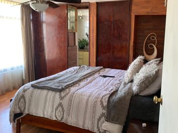 CASA EN VENTA, COLONIA JARDIN, SAN LUIS POTOSI, A UNOS PASOS DE PLAZA TANGAMANGA