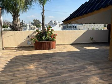 CASA EN VENTA, COLONIA JARDIN, SAN LUIS POTOSI, A UNOS PASOS DE PLAZA TANGAMANGA