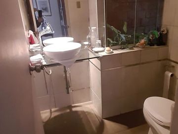 Linda casa, 312 m2, ideal vivienda o Proyecto, 4 dorms, 3 baños, 2 estac.