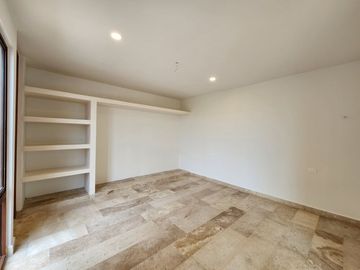 Casa con rooftop, alberca, a pasos del mar, en venta San Benito pre-construccion