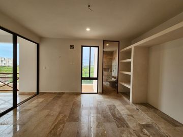 Casa con rooftop, alberca, a pasos del mar, en venta San Benito pre-construccion